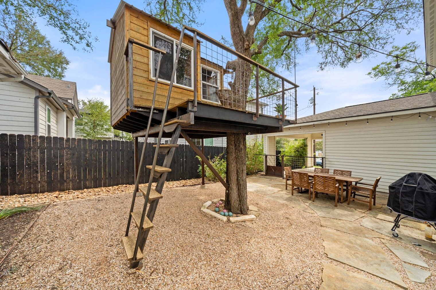 Building Photo - 1307 Fort Branch Blvd