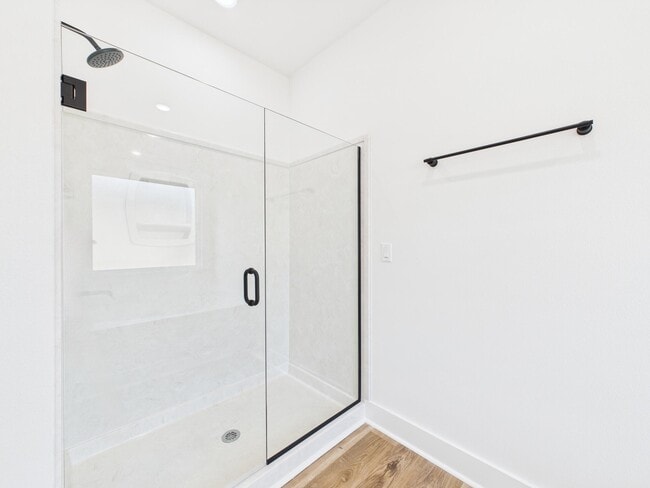 Building Photo - 333 Shoal River Dr