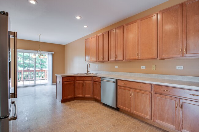 Building Photo - 662 Chaney Ct