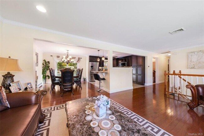 Building Photo - 7 Ohio Dr