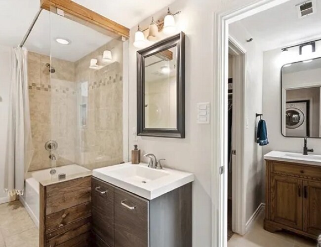 Building Photo - 3310 Fairmount-29114