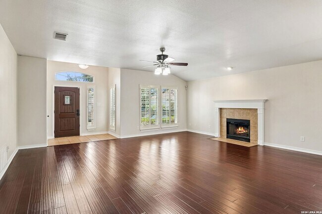 Building Photo - 1303 Bluff Forest