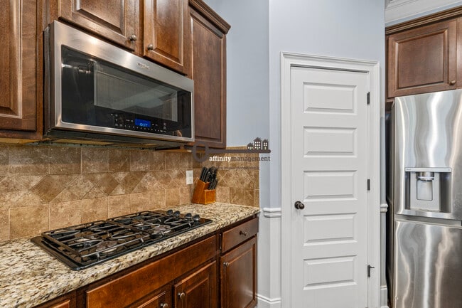 Building Photo - 362 Bowhunter Dr