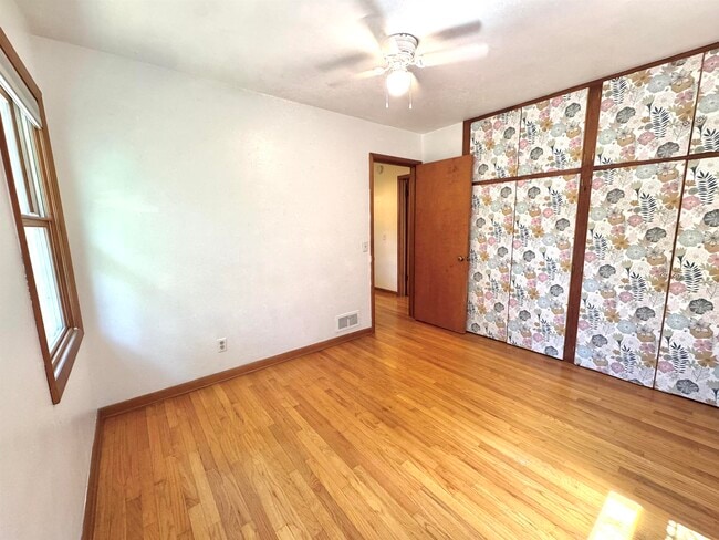 Building Photo - 222 S Midvale Blvd