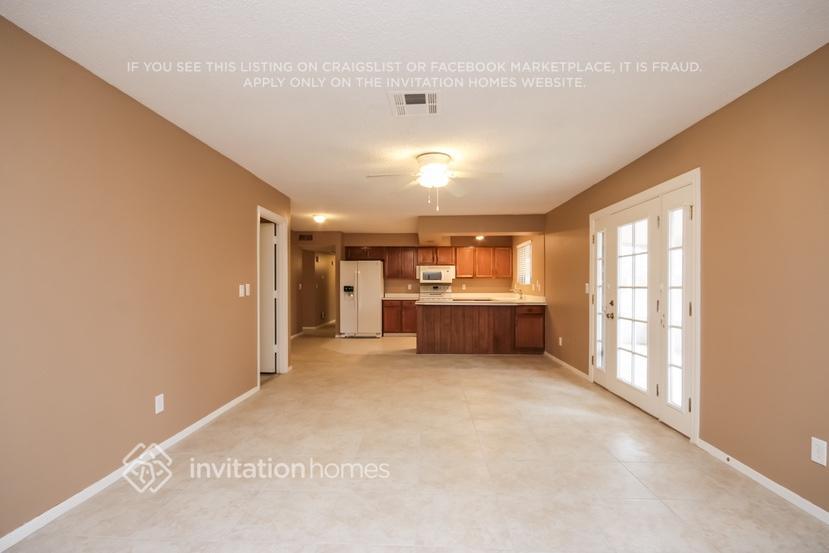 Building Photo - 4131 W Angela Dr