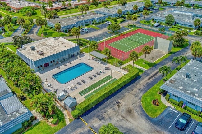Building Photo - 5730 Fernley Dr E