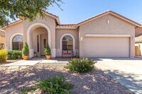 Building Photo - Charming single level 4 Bed home in Peoria !!