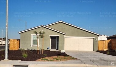 Building Photo - Newly constructed 4 bedroom/ 3 bathroom co...