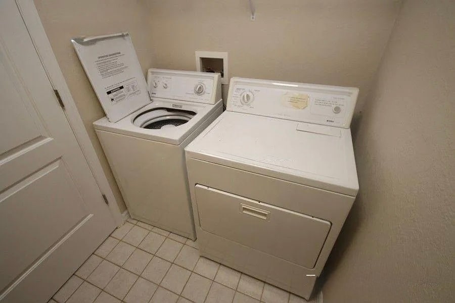 Laundry In-Unit - 1513 Woodward St