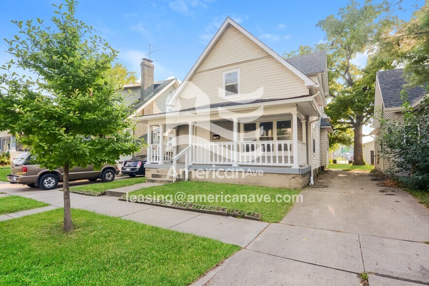 Primary Photo - 307 N Denny St