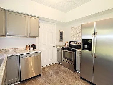 Building Photo - 5254 Springtide Ln 3 bedroom house