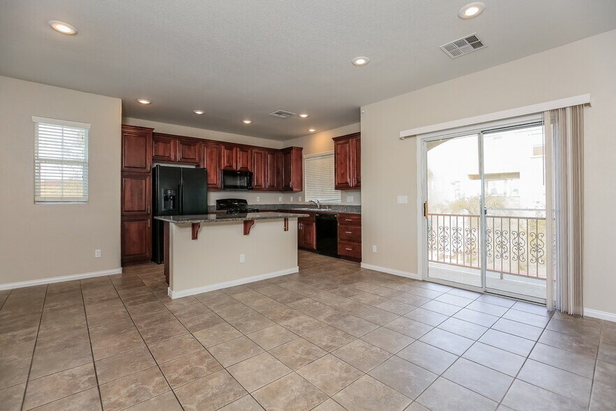 Building Photo - 4786 Cortina Rancho St