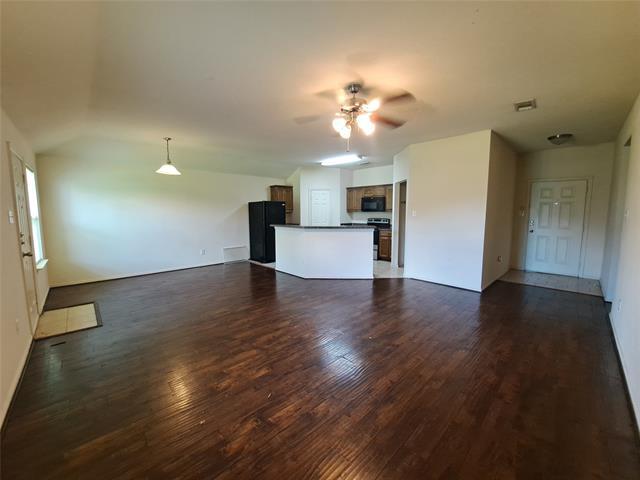 Building Photo - 3003 Appaloosa Dr