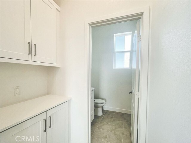 Building Photo - 402 Merit