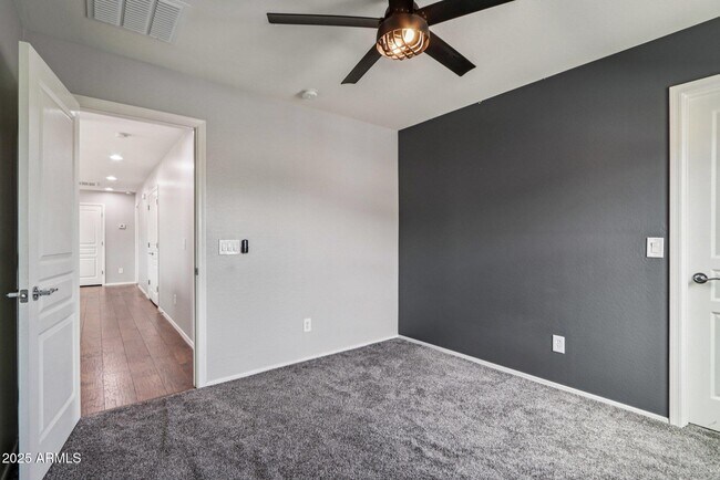 Building Photo - 7351 W Palo Brea Ln