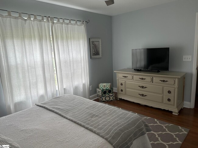 Building Photo - 103 Reedy River Way