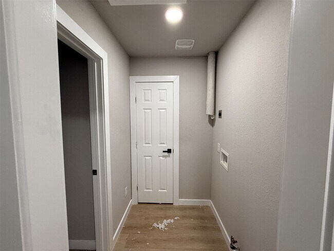 Building Photo - 3268 Holman St