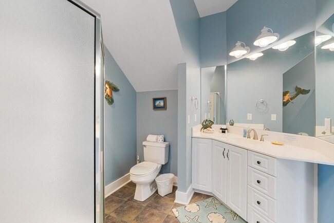 Building Photo - 10 Boardwalk Ln