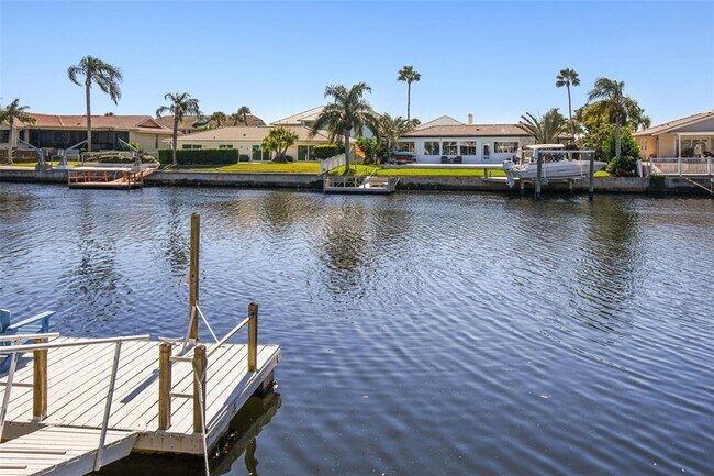 Building Photo - 5050 Porpoise Pl