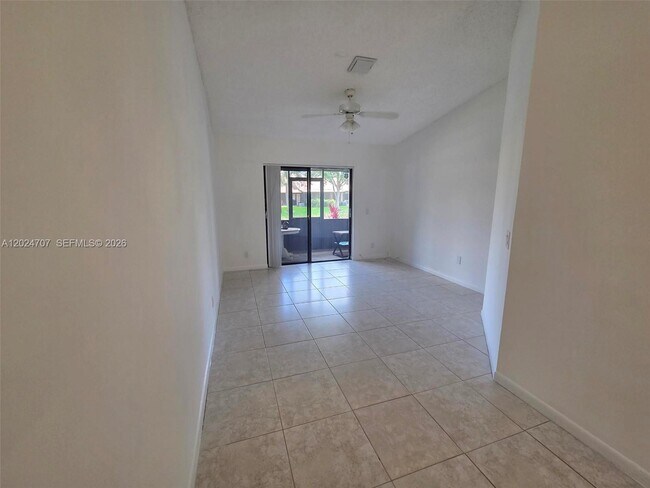 Building Photo - 3686 NW 83rd Ln