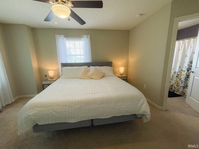 Building Photo - 1698 W Sunstone Dr