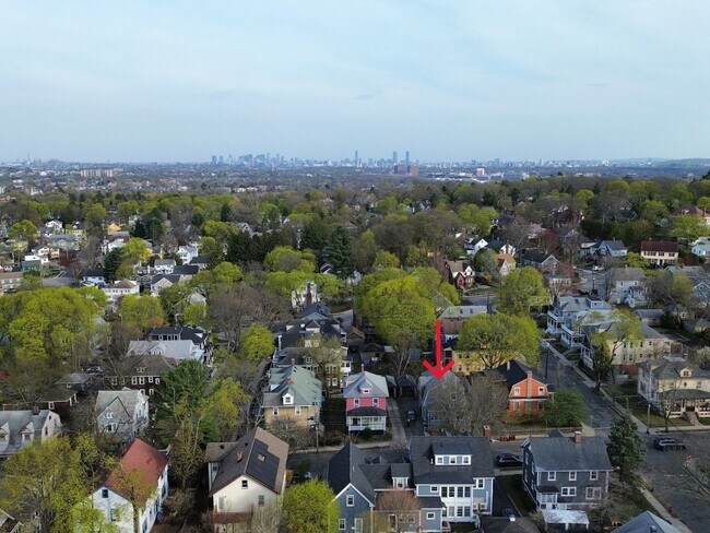 Building Photo - 40 Highland Ave