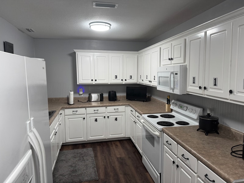 Building Photo - 126 Montgomery St