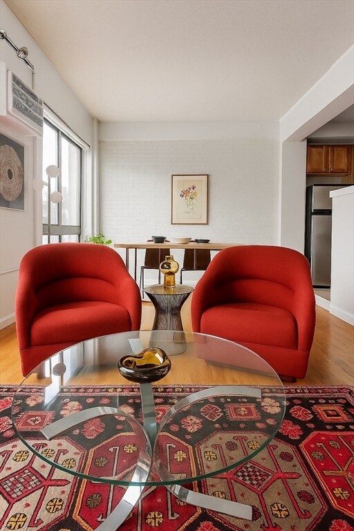 Primary Photo - 12 Stoneholm St
