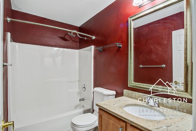 Building Photo - 5421 Red Tip Ln