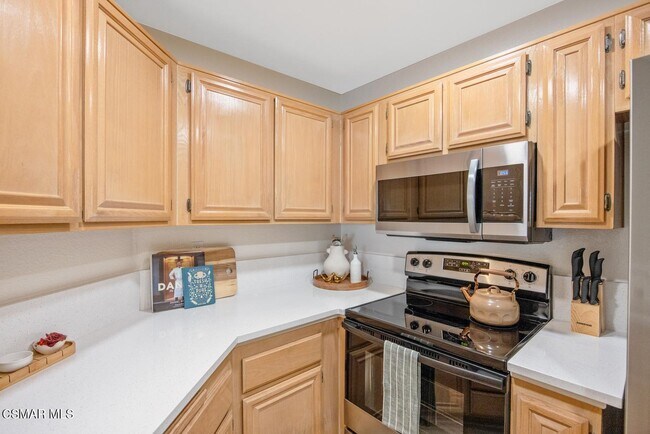 Building Photo - 5837 Oak Bend Ln