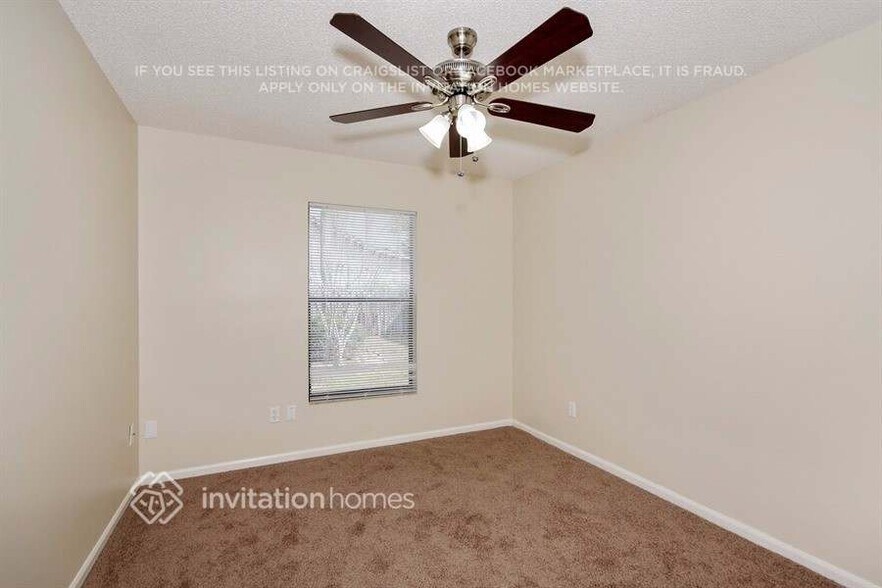 Building Photo - 266 Stillwater Dr