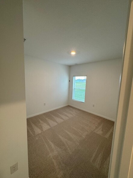 Building Photo - 72 Citrine Loop
