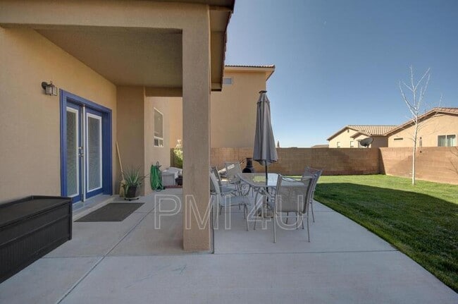 Building Photo - 2035 Ferndale Rd SE