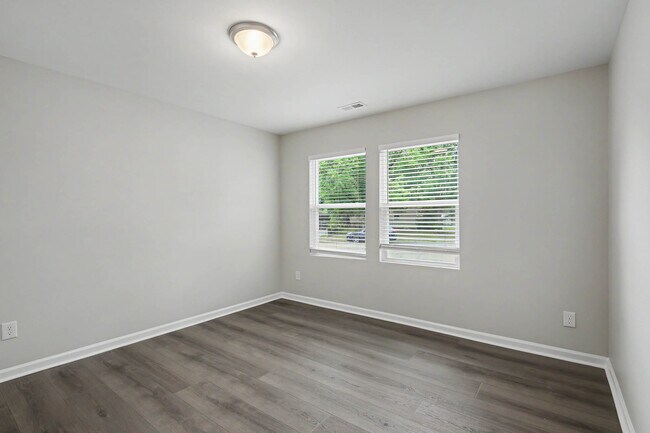 Building Photo - 6324 Grimes Ave