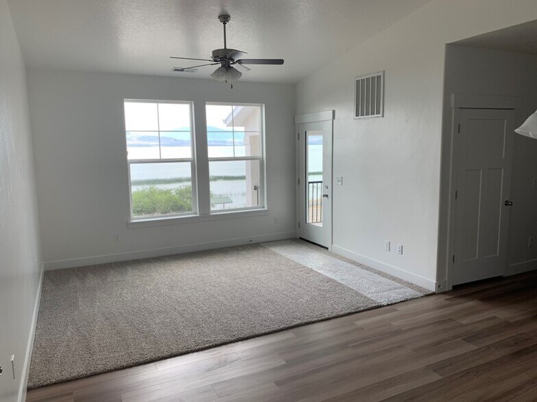 Building Photo - 505 N 360 W