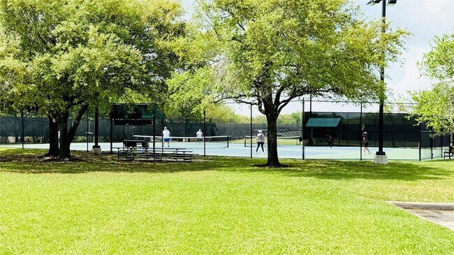 Building Photo - 3218 Oak Cliff Ln