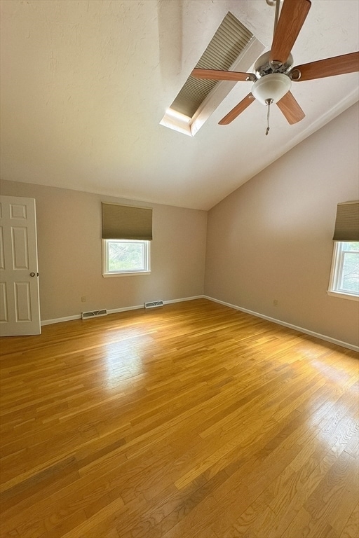 Building Photo - 11 Lheureux Cir