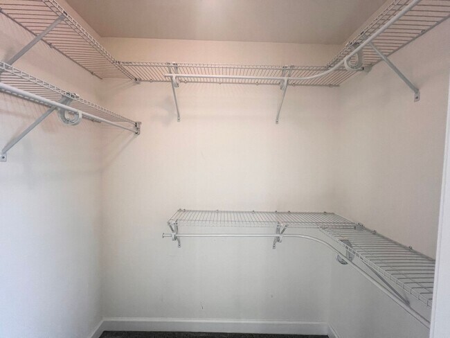 Building Photo - 1674 Delphi Dr