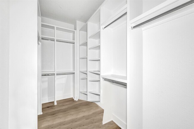 Building Photo - 2595 Paul Quinn St