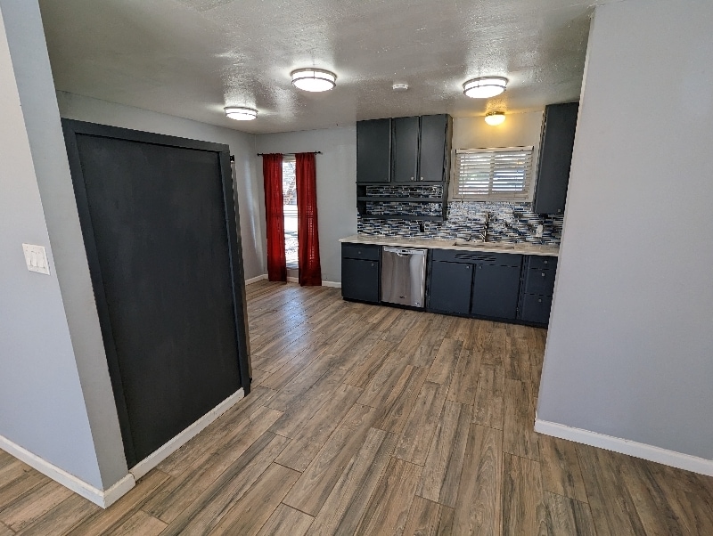 Building Photo - 1420 Glenwood Ave