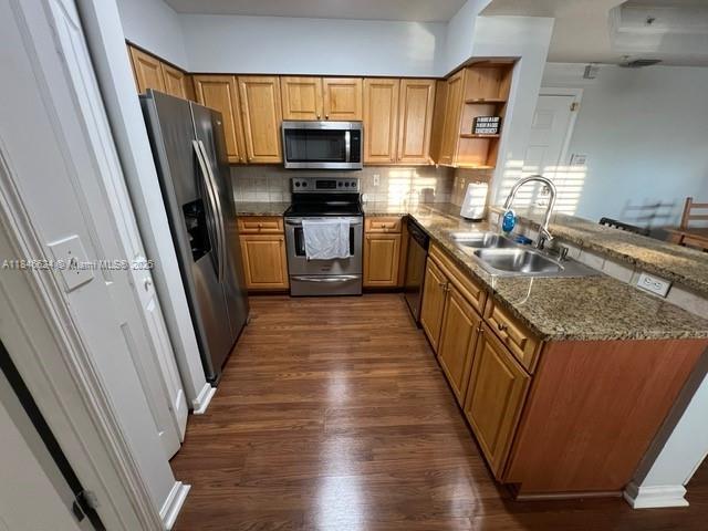 Building Photo - 2016 Alta Meadows Ln