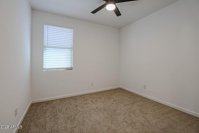 Building Photo - 14220 W Willow Ave