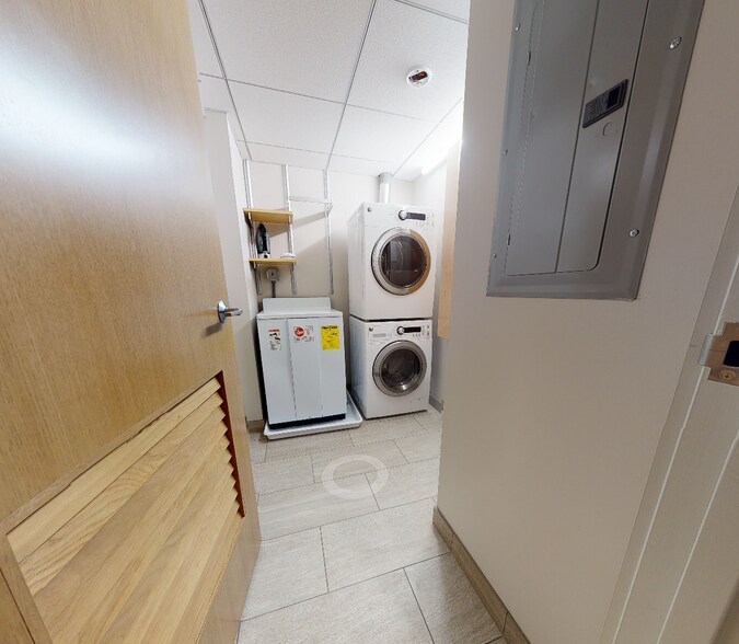 Building Photo - 114 Mount Auburn St