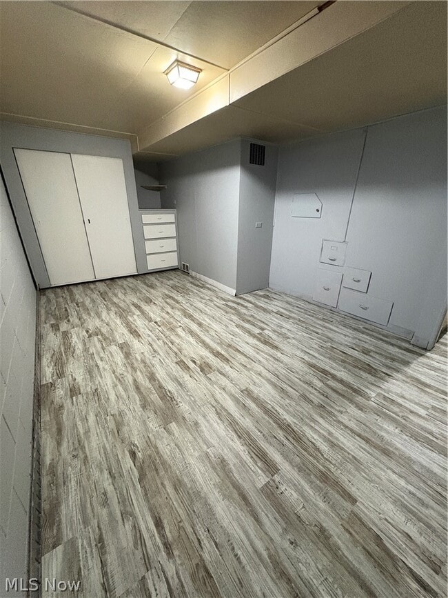 Building Photo - 738 West St