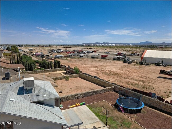 Building Photo - 4100 Tierra Venado Dr