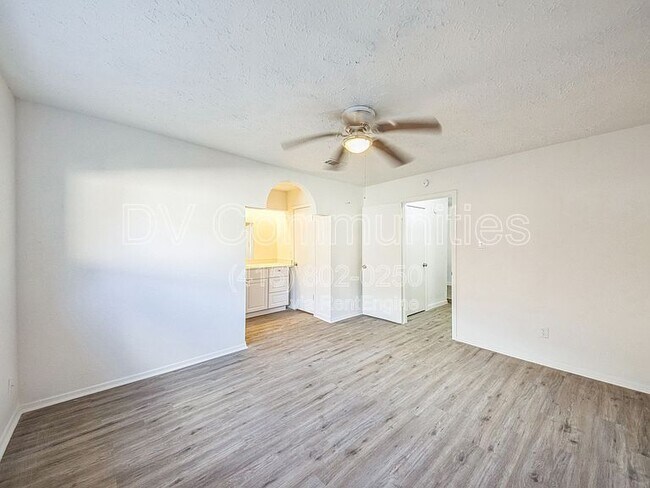 Building Photo - 5314 Straight Arrow Dr