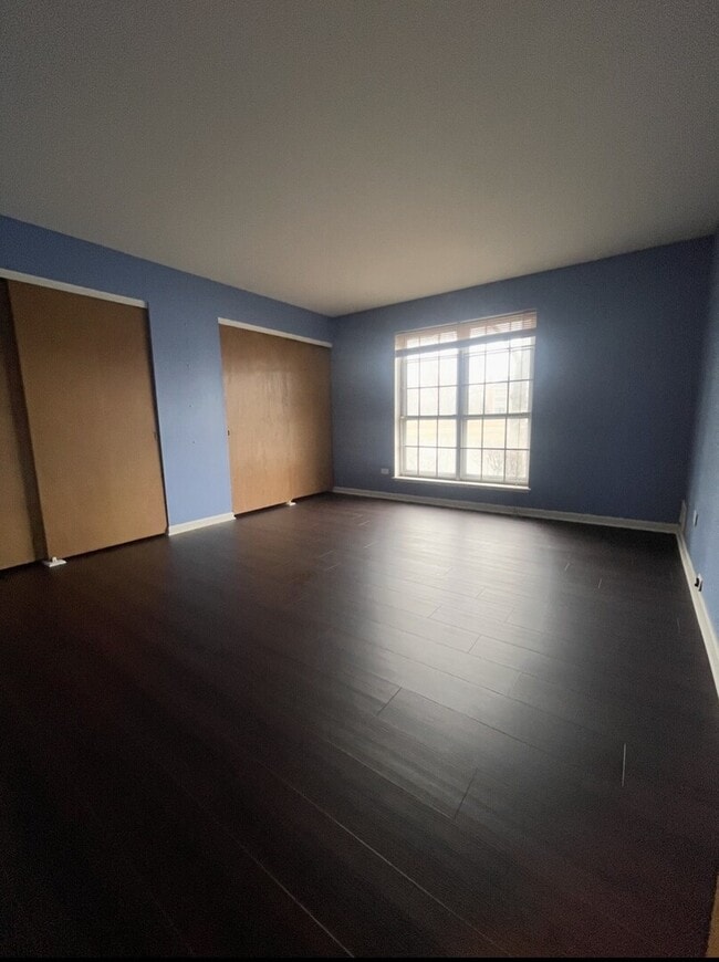 Building Photo - 5501 Carriage Way Dr