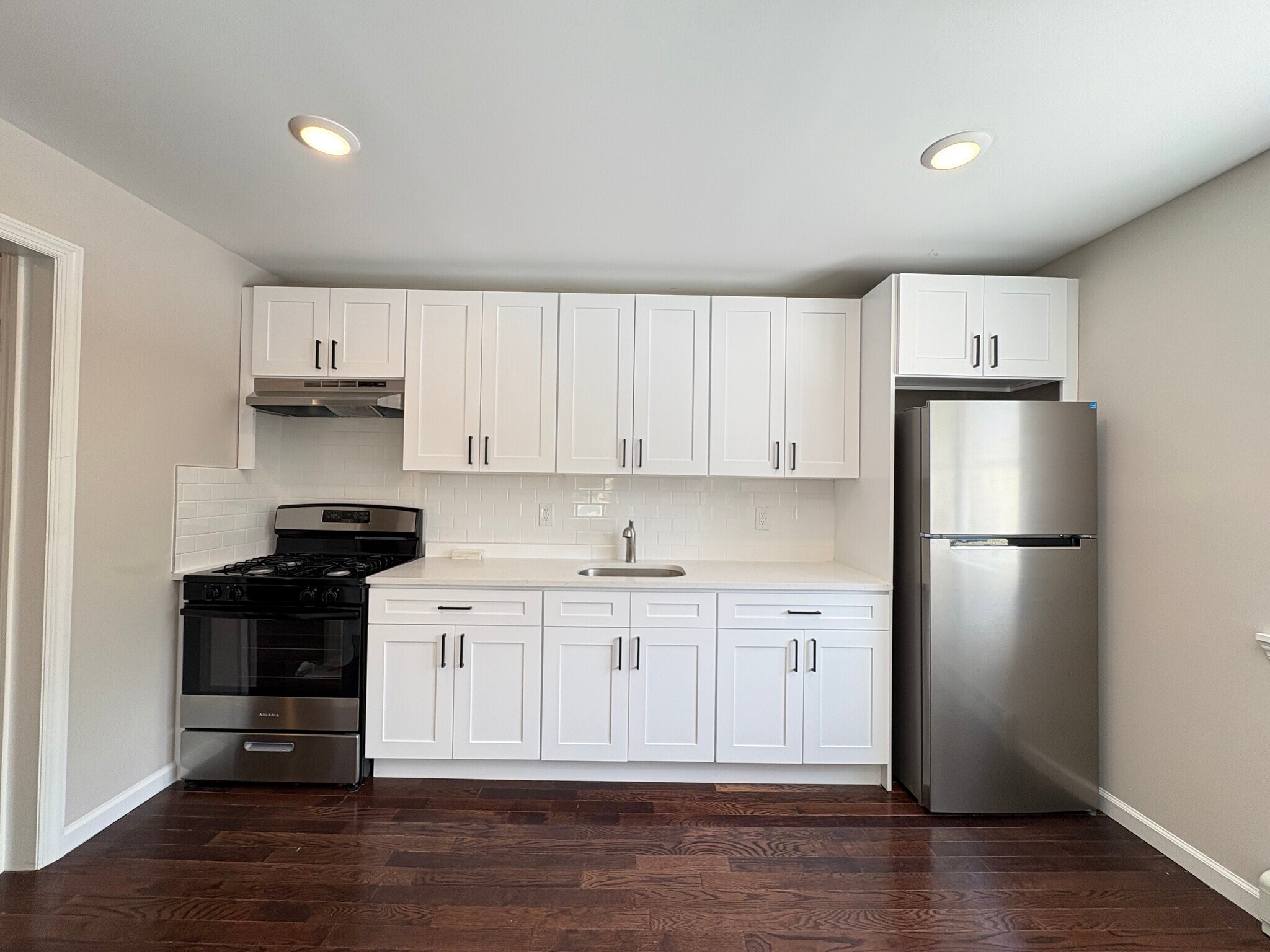 Unit 3 - 1607 Kerrigan Ave