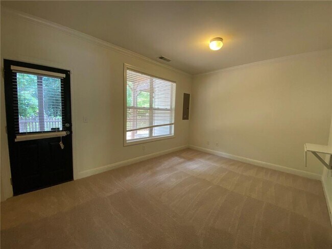 Building Photo - 3231 Greenwood Oak Dr