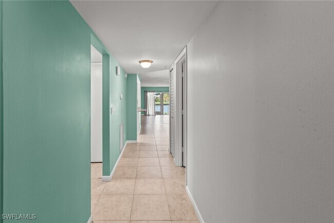 Building Photo - 304 Tudor Dr
